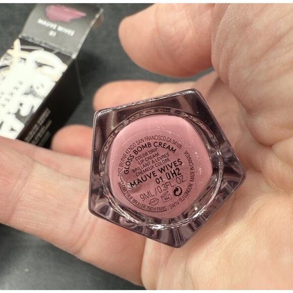 Fenty Beauty by Rihanna Gloss Bomb Cream Color Drip Lip Cream Mauve Wive$ New! - Picture 7 of 10